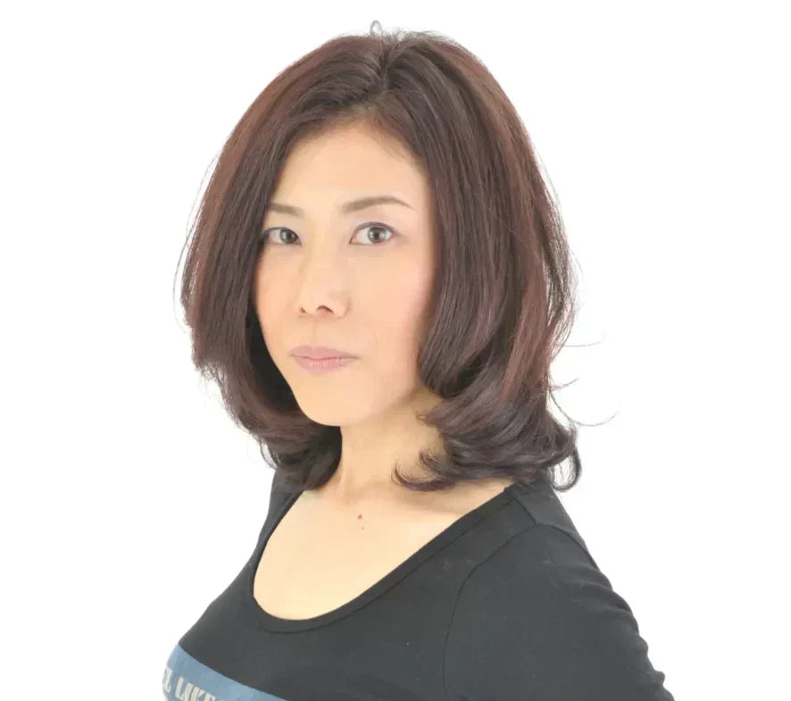 異文化の色彩が宿る”浮世の氣楽絵”――柴田亜美インタビュー